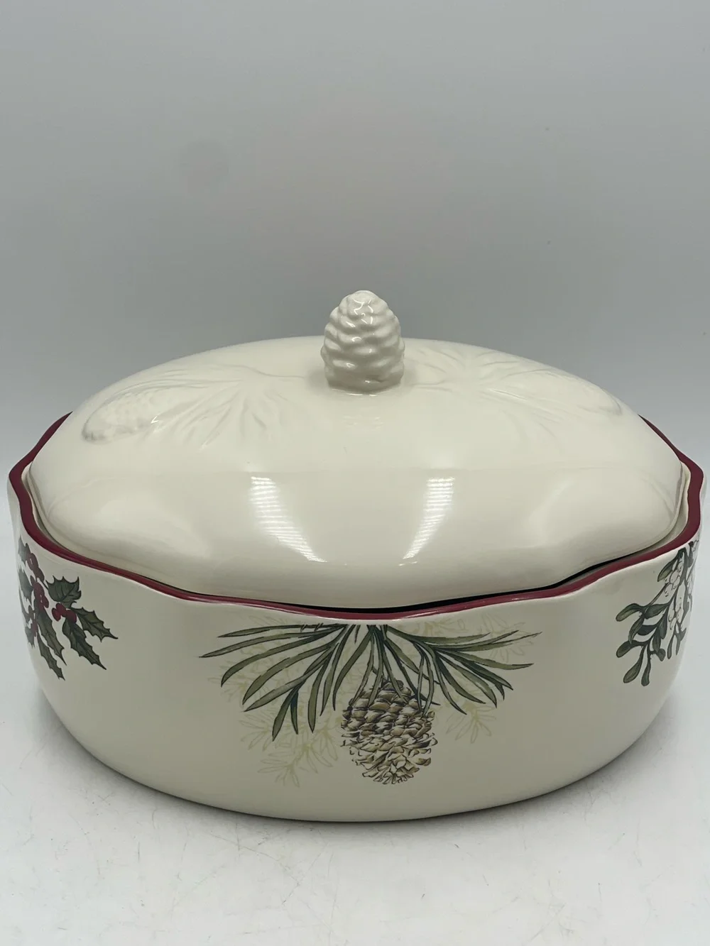 Better Homes & Gardens “Heritage Collection” Limited Edition Pinecone Casserole